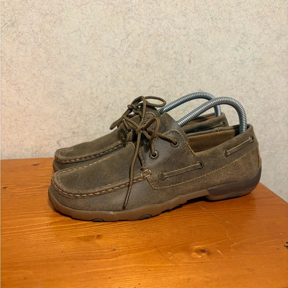 Twisted X Men’s Boat Shoe Driving Mocs in Bomber brown leather Size 7